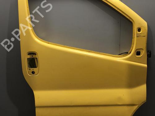 Used Right front door RENAULT TRAFIC II Bus (JL) 2.0 dCi 90 (90 hp) 25579832