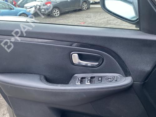 Used Parts KIA CARENS IV  1.7 CRDi  4426071