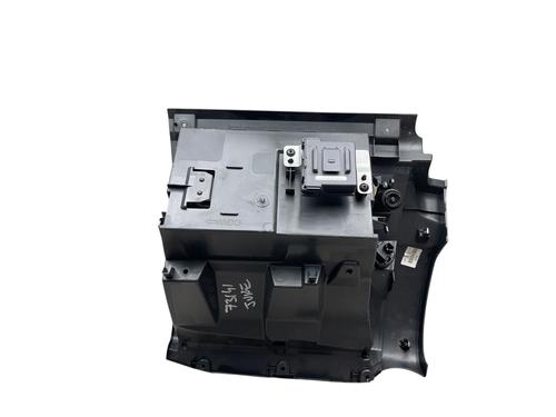 Used Glove box Glove box NISSAN JUKE (F16_) DIG-T 117 (117 hp) 27607093 27607093