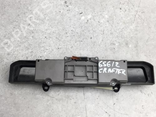 Used Warning switch VW CRAFTER 30-50 Van (2E_) 2.0 TDI (136 hp) 25580483