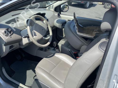 Radio RENAULT TWINGO II (CN0_) 1.2 16V (CN04, CN0B) | BP25529042E6 
