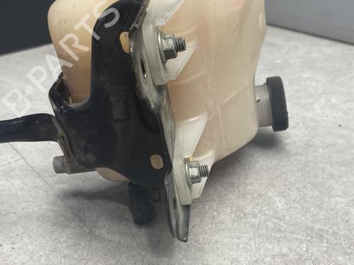 Expansion tank TOYOTA RAV 4 II (_A2_) 2.0 D 4WD (CLA20_, CLA21_, CLA20R, CLA21R) | BP25561281C120 