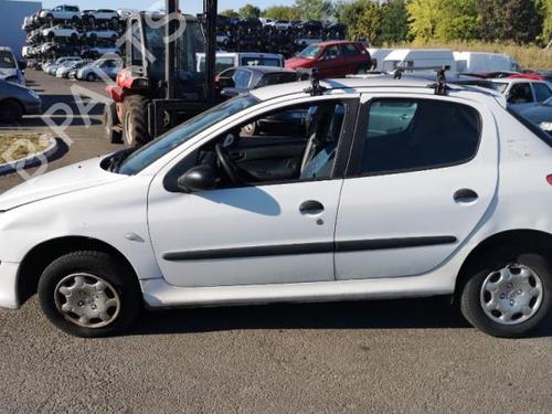 Left headlight PEUGEOT 206 Hatchback (2A/C) 1.1 i | BP25559619C28 
