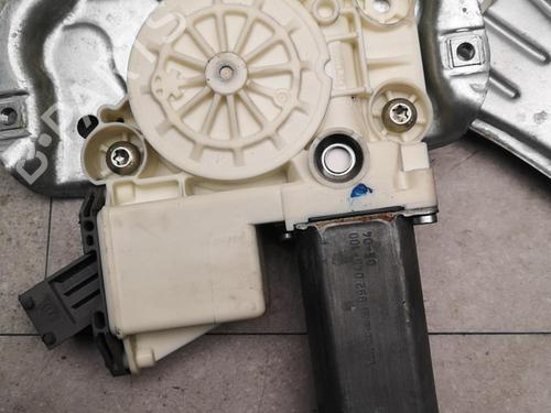 Used Rear right window mechanism TOYOTA AVENSIS (_T25_) 2.2 D-CAT (ADT251_, ADT251R) (177 hp) 25583972