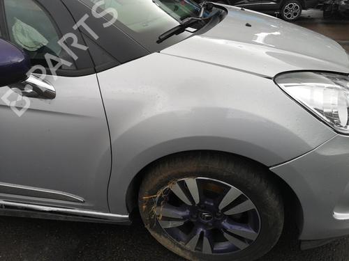 Switch CITROËN DS3 Convertible 1.6 HDi 90 | BP25585545I30  - Image 9