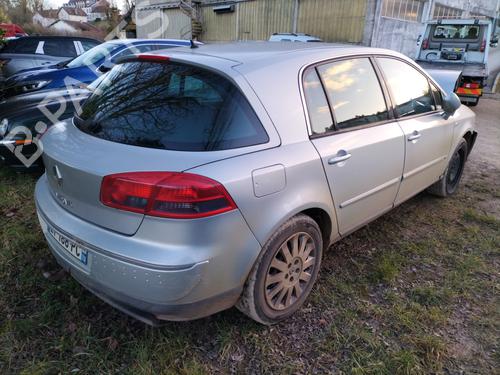 Used Parts RENAULT VEL SATIS (BJ0_) 2.2 dCi (BJ0M) 2493349