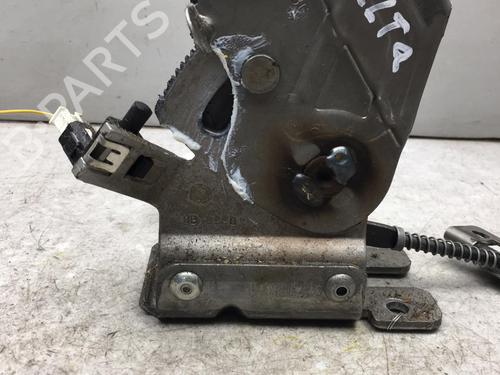 Used Hand brake Hand brake LANCIA DELTA III (844_) 1.6 D Multijet (844.AXC11, 844.AXC1A) (120 hp) 25584719 25584719