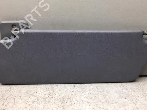 Used Right sun visor Right sun visor 25556688 25556688