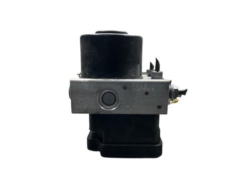 Used ABS pump ABS pump RENAULT TWINGO II (CN0_) 1.2 16V (CN04, CN0B) (75 hp) 26520952 26520952