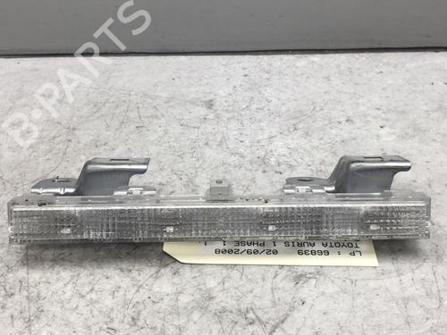Used Third brake light TOYOTA AURIS (_E15_) 1.4 D-4D (NDE150_, NDE150R) (90 hp) 25556371