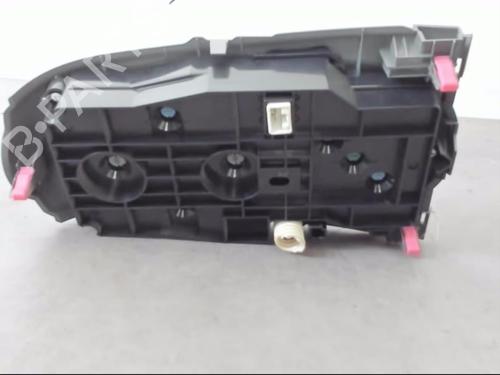 Climate control TOYOTA YARIS (_P9_) 1.4 D-4D (NLP90_, NLP90R) | BP25577403I5 