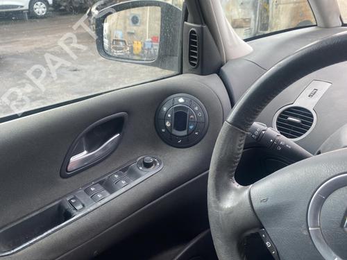 Left headlight RENAULT ESPACE IV (JK0/1_) 2.0 dCi (JK02, JK03) | BP25557430C28  - Image 32