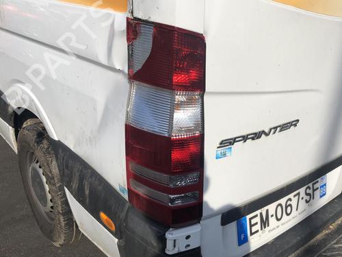 Front right lock MERCEDES-BENZ SPRINTER 3-t Van (B906) 214 CDI (906.611, 906.613) | BP25515132C97 