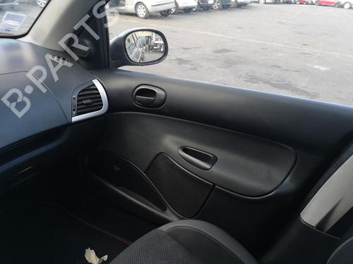 Steering column stalk PEUGEOT 206+ (2L_, 2M_) 1.4 i | BP25537981I23  - Image 31