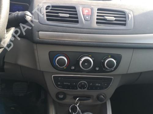 Climate control RENAULT MEGANE III Hatchback (BZ0/1_, B3_) 1.5 dCi (BZ09, BZ0D, BZ1W, BZ29, BZ14) | BP25523986I5  - Image 9