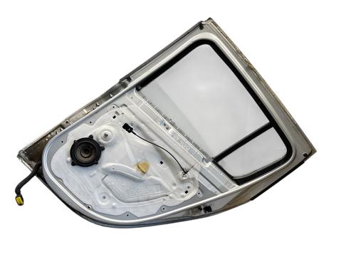 Right rear door RENAULT CLIO III (BR0/1, CR0/1) 1.2 16V Hi-Flex (BR1U, CR1U) | BP26957137C5