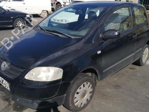Høyre foran beltestrammer VW FOX Hatchback (5Z1, 5Z3, 5Z4) 1.4 TDI | BP25560144C88 