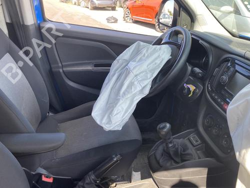 Front right interior door handle FIAT DOBLO Cargo (263_) 1.4 Natural Power | BP25545755I14 - Image 10