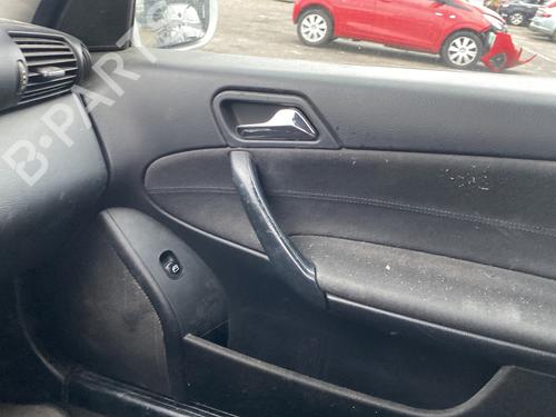Headlight switch MERCEDES-BENZ C-CLASS (W203) C 200 CDI (203.007) | BP30156329I24 - Image 18