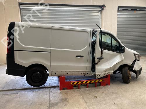 Rear bumper left light RENAULT TRAFIC III Van (FG_) 2.0 dCi 130 (FGMY) | BP38952292C81 - Image 11