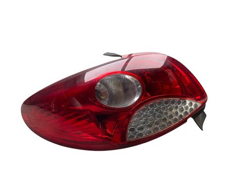 Used Left taillight PEUGEOT 206+ (2L_, 2M_) 1.4 HDi eco 70 (68 hp) 25570327