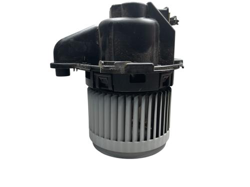 Używane Silniczek dmuchawy nagrzewnicy DACIA LODGY (JS_) 1.5 dCi (JSMC, JSAF) (107 hp) 29411403