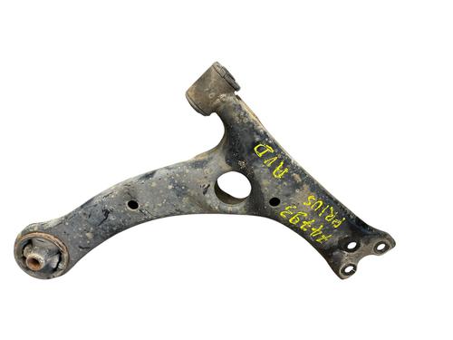 Used Right front suspension arm TOYOTA PRIUS Liftback (_W2_) 1.5 Hybrid (NHW20_, NHW20R) (112 hp) 32145985