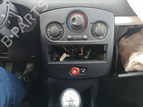 Left taillight RENAULT CLIO III (BR0/1, CR0/1) 1.5 dCi (BR17, CR17) | BP25538730C34 