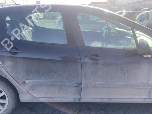 Fuse box PEUGEOT 308 I (4A_, 4C_) 1.6 HDi | BP32024937E1