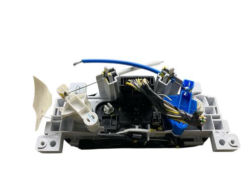 climate-control-dacia-duster-hs_-2010-2011-2012-2013-2014-2015-2016-2017-2018-25568318 main image