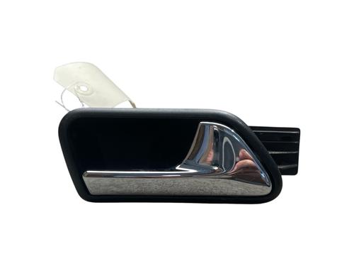 Used Front right interior door handle Front right interior door handle 37755258 37755258