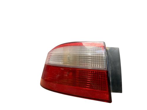 Used Left taillight RENAULT LAGUNA II (BG0/1_) 1.6 16V (BG0A, BG0L) (107 hp) 25585073