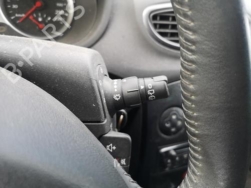 Right headlight RENAULT CLIO III (BR0/1, CR0/1) 1.5 dCi (C/BR0G, C/BR1G) | BP31333461C29 