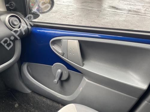 Front left seatbelt CITROËN C1 (PM_, PN_) 1.0 | BP25576135I26  - Image 25