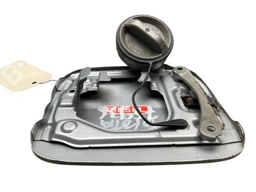 fuel-flap-toyota-avensis-_t25_-2003-2004-2005-2006-2007-2008-31659423 main image