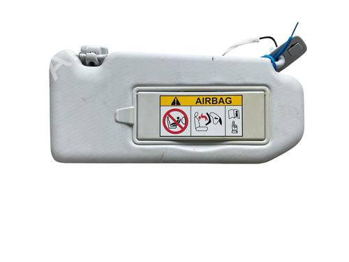Used Right sun visor Right sun visor PEUGEOT 3008 II SUV (MC_, MR_, MJ_, M4_) 2.0 BlueHDi 150 (MJAHXH, MJAHXV, MJAHXG, MJAHSH, MJAHRH,... (150 hp) 32435728 32435728