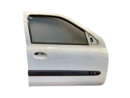 Used Right front door Right front door RENAULT CLIO II (BB_, CB_) 1.2 (BB0A, BB0F, BB10, BB1K, BB28, BB2D, BB2H, CB0A,... (58 hp) 25572754 25572754