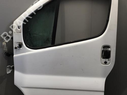 Used Left front door OPEL VIVARO A Van (X83) 2.0 CDTI (F7) (114 hp) 25520817