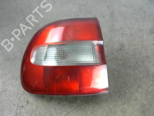 Used Left taillight VOLVO V40 Estate (645) 2.0 (140 hp) 25524568