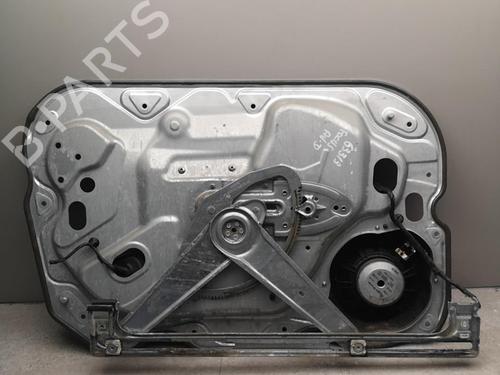 Vindusheismekanisme høyre foran FORD FOCUS II (DA_, HCP, DP) 2.0 TDCi (136 hp) 25517444