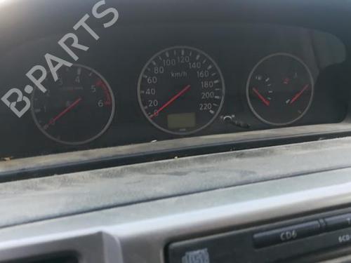 Høyre foran beltestrammer NISSAN X-TRAIL I (T30) 2.2 Di 4x4 | BP25552651C88 