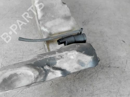 Used Windscreen washer tank RENAULT MASTER II Van (FD) 3.0 dCi 140 (FD0T, FD0S, FD2T, FD3S, FD8S) (136 hp) 25579150