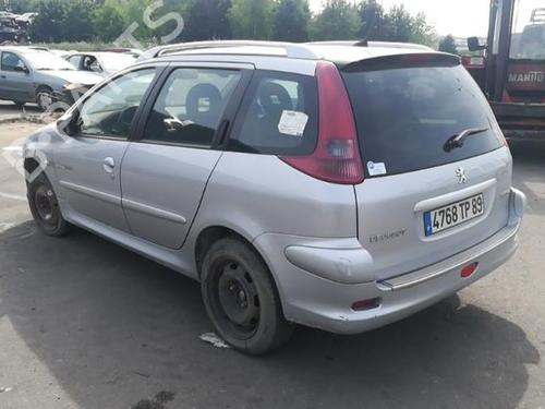 Left front fog light PEUGEOT 206 SW (2E/K) 2.0 HDi | BP25577039C30 - Image 12