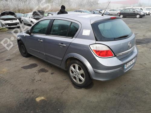 Højre baglygte OPEL ASTRA H (A04) 1.9 CDTI (L48) | BP25584889C35 