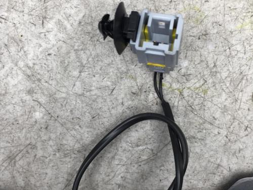 Used Seat buckle PEUGEOT 2008 I (CU_) 1.6 HDi (92 hp) 25534643