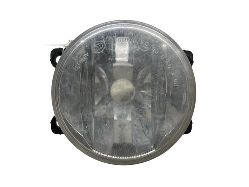 right-front-fog-light-peugeot-2008-i-cu_-2013-27703058 main image