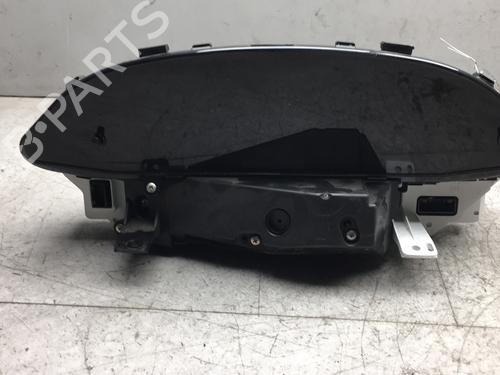 Used Instrument cluster TOYOTA YARIS (_P9_) 1.3 VVT-i (SCP90_, SCP90R) (87 hp) 25547027