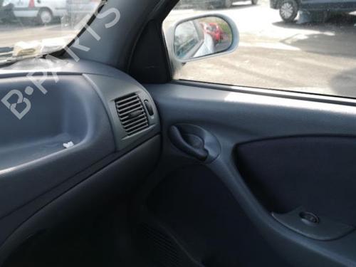 Left headlight FIAT BRAVO I (182_) 1.9 TD 75 S (182.AF) | BP25584240C28 
