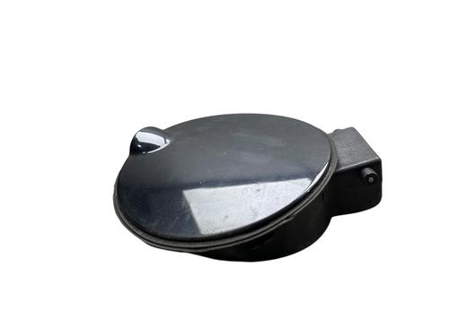 Używane Klapa wlewu paliwa VW POLO (6N2) 1.4 (60 hp) 28381712