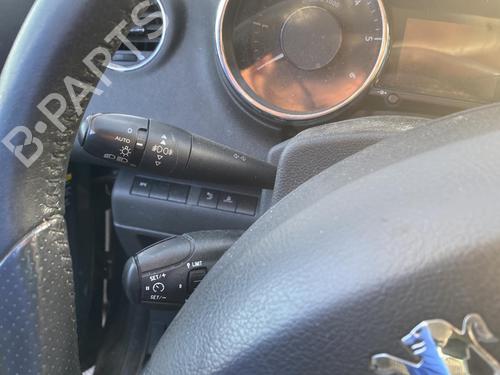 Radio PEUGEOT 5008 (0U_, 0E_) 2.0 HDi 150 / BlueHDi 150 | BP25529165E6 